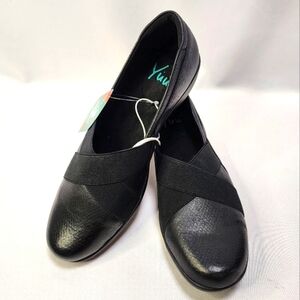 Yuu Women's Black Slip-On Shoes